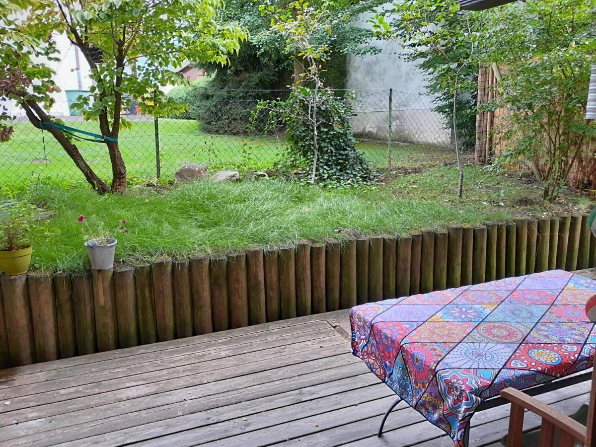 Apartment mit Küche und Balkon oder Terrasse, ruhig und gut erreichbar Piding Exterior foto
